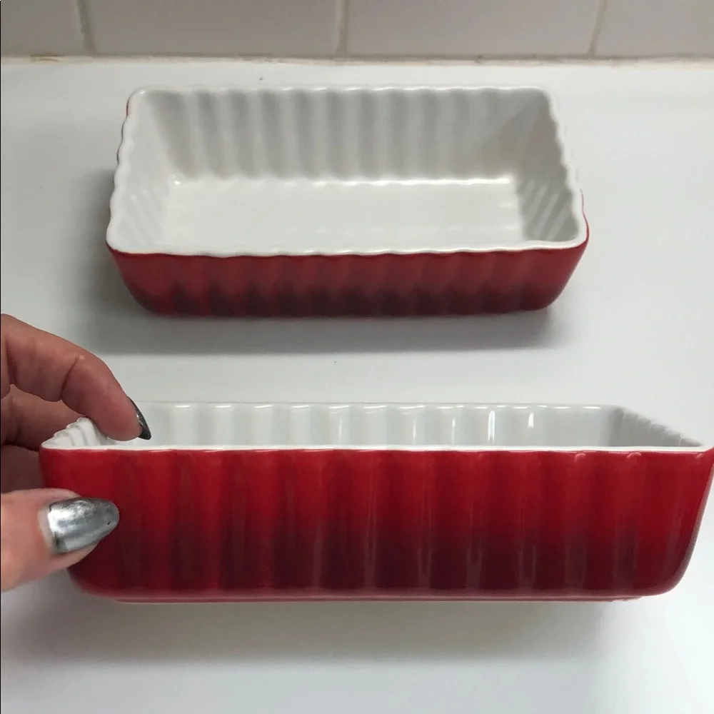 HOUSEWARES INTERNATIONAL RED CASSEROLE DISHES • SET OF 2 • 6” x 3.5”
